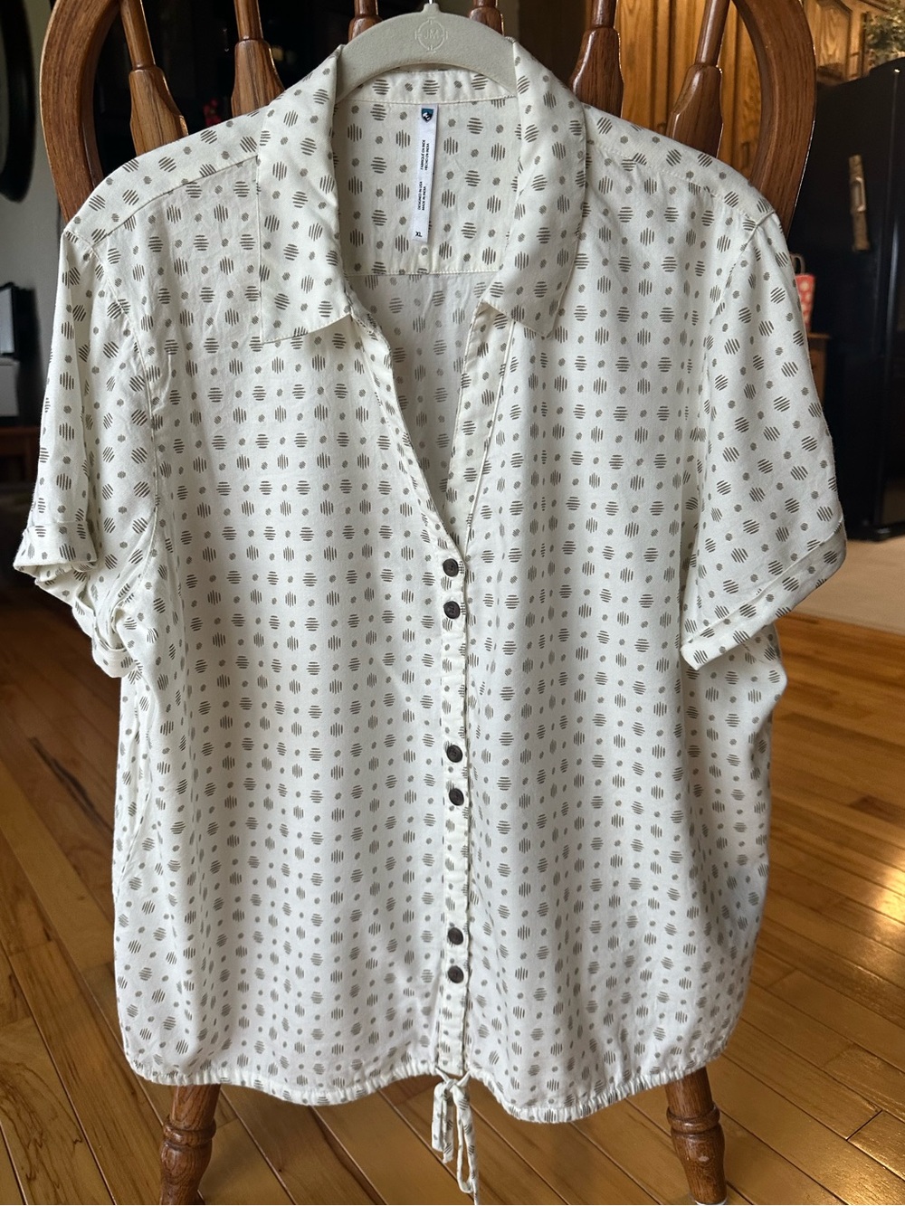 Kuhl Lillianna Cream Button-Front Short Sleeve Shirt with Taupe Dot Print